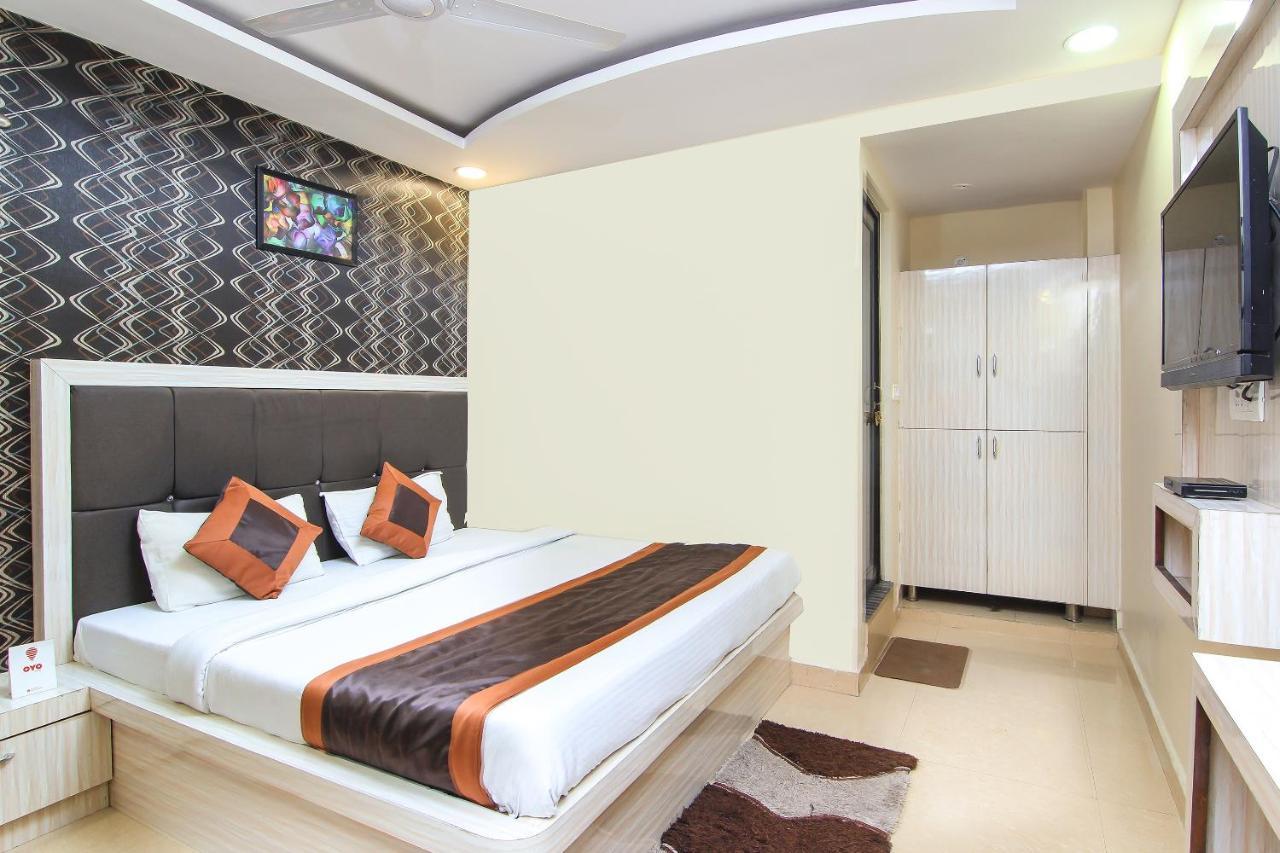 Oyo 8883 Hotel Comfort Zone Лакнау Екстериор снимка